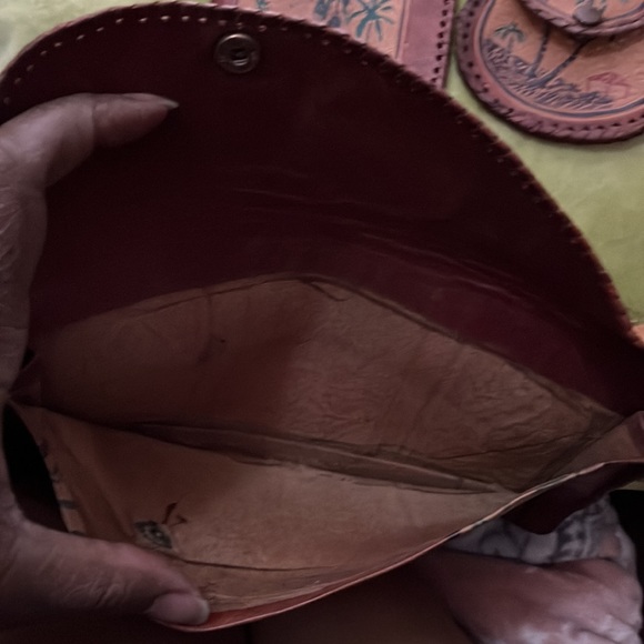 Vintage 1970s Clutch Handbag Purse with Coin Purse & Wallet Genuine Leather - Picture 4 of 4